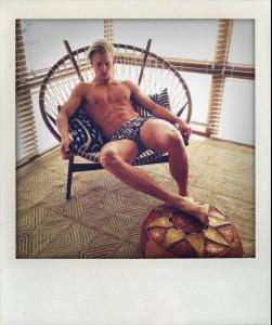 post-34874-0-28734800-1385195185_thumb.j