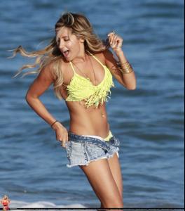 post-40923-0-62384100-1415216259_thumb.j