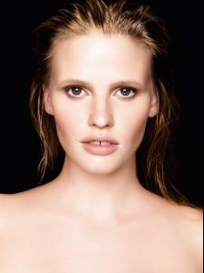 Lara_Stone_Magic_Blur_300-eef8bc6a.jpg