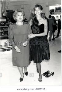 post-18318-0-03463300-1447600199_thumb.j