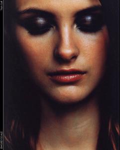 post-31427-0-35697500-1448297384_thumb.j