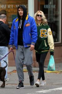 post-84610-0-24264300-1446506543_thumb.j