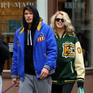 post-84610-0-51848000-1446506537_thumb.j