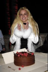 britney_spears_birthdaybash9.jpg
