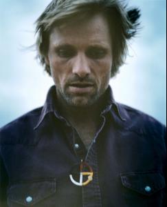 Viggo_Mortensen___Perou_Photoshoot_15.jpg