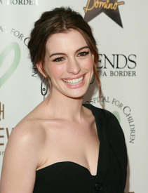 AnneHathaway_31.jpg