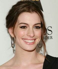 AnneHathaway_34.jpg