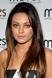 64329-mila-kunis-new-york-moves-art-and-design-iss.jpg