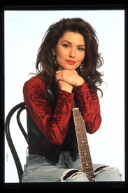 ShaniaTwain_JohnChiassonShoot_01.jpg