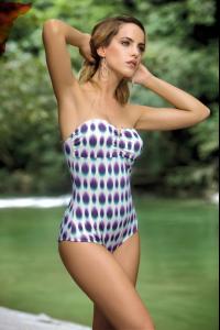 SahaSwimwear2011LB25.jpg