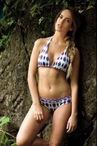 SahaSwimwear2011LB27.jpg