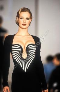 post-21972-0-26129400-1356948581_thumb.j