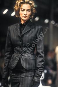 post-21972-0-39829800-1355566239_thumb.j