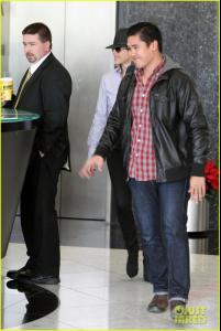 post-22656-0-04622800-1386423144_thumb.j