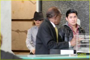 post-22656-0-22095400-1386423578_thumb.j