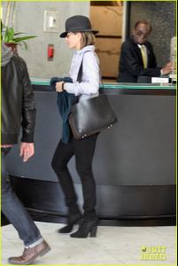 post-22656-0-24261800-1386426133_thumb.j