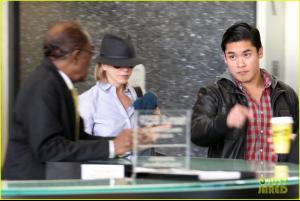 post-22656-0-25234100-1386426520_thumb.j