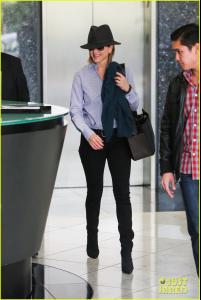 post-22656-0-29737300-1386419505_thumb.j