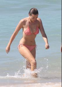 post-40923-0-56897100-1417740944_thumb.j