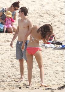 post-40923-0-82523100-1417741826_thumb.j