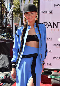 Zendaya_30.jpg