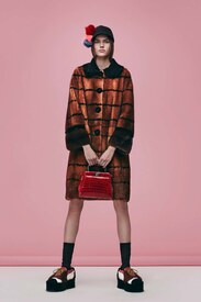 01-fendi-pre-fall-2016.jpg