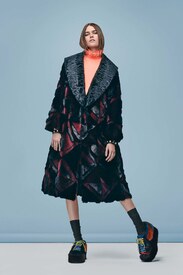 20-fendi-pre-fall-2016.jpg