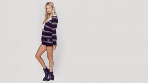 2016_01_07_planet-blue_lovers-and-friend