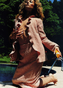 04.thumb.jpg.da262baea641ca93eec83090894