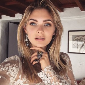 12628124_1675997566015114_156866355_n.th