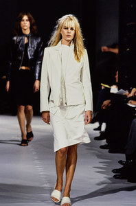 ANN-DEMEULEMEESTER-SPRING-1997-RTW-38-EM