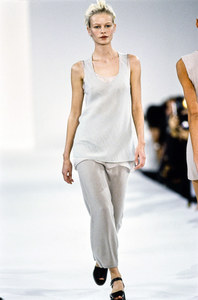 CALVIN-KLEIN-SPRING-1994-RTW-70-EMMA-BAL