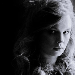 L8-3Ewb03UU.thumb.jpg.f22241f2182f2f14e6