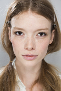 kors_julia2.thumb.jpg.cd92482b5cdab7b4ad