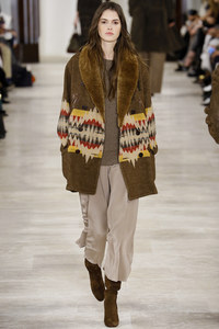 lauren_van1.thumb.jpg.27eab62cbb0316eb8c