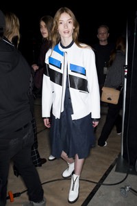 rag_julia2.thumb.jpg.06d05619f752e548dfd