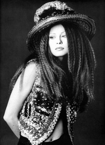 56e593634cd5d_nina1993.thumb.jpg.b849ae5