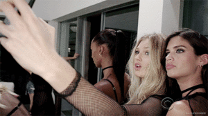 56e61993dd5c8_romee4.thumb.gif.e8d9e7b74