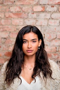 01_portratt_kelly_gale-683x1024.jpg