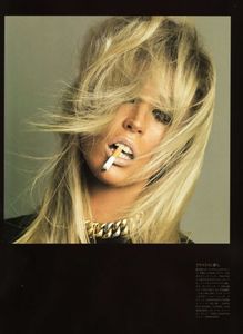 5701007da0de1_Vogue2010(4).thumb.jpg.1eb