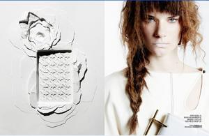 Lisette Jansen - Harper's Bazaar China 2016 2.jpg