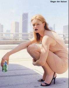 vogue germ june 1999 04.jpg