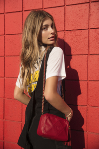 Camila Morrone (02).jpg