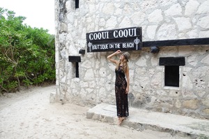 Camila Morrone (04).jpg