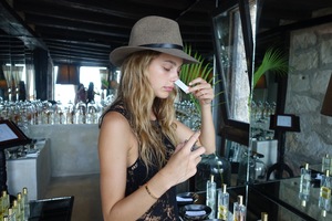 Camila Morrone (10).jpg