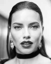 AdrianaSuperFan's avatar