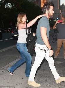 3588CBF000000578-3653686-Not_true_The_couple_have_been_spending_time_in_New_York_City_aft-m-20_1466570626801.jpg