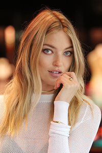 Secret Angel Martha Hunt launches the all-new 'Easy' Collection from Body by Victoria at Tyson's Corner on July 24, 2016 in Washington D.C 2.jpg