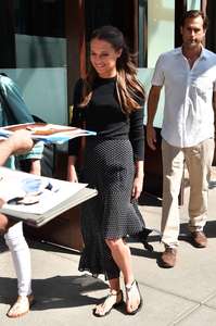 Alicia-Vikander--Greets-Her-Fans-in-Manhattan--14.jpg