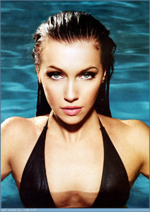 nerble_katie_cassidy_maxim_june_2009_02.jpg